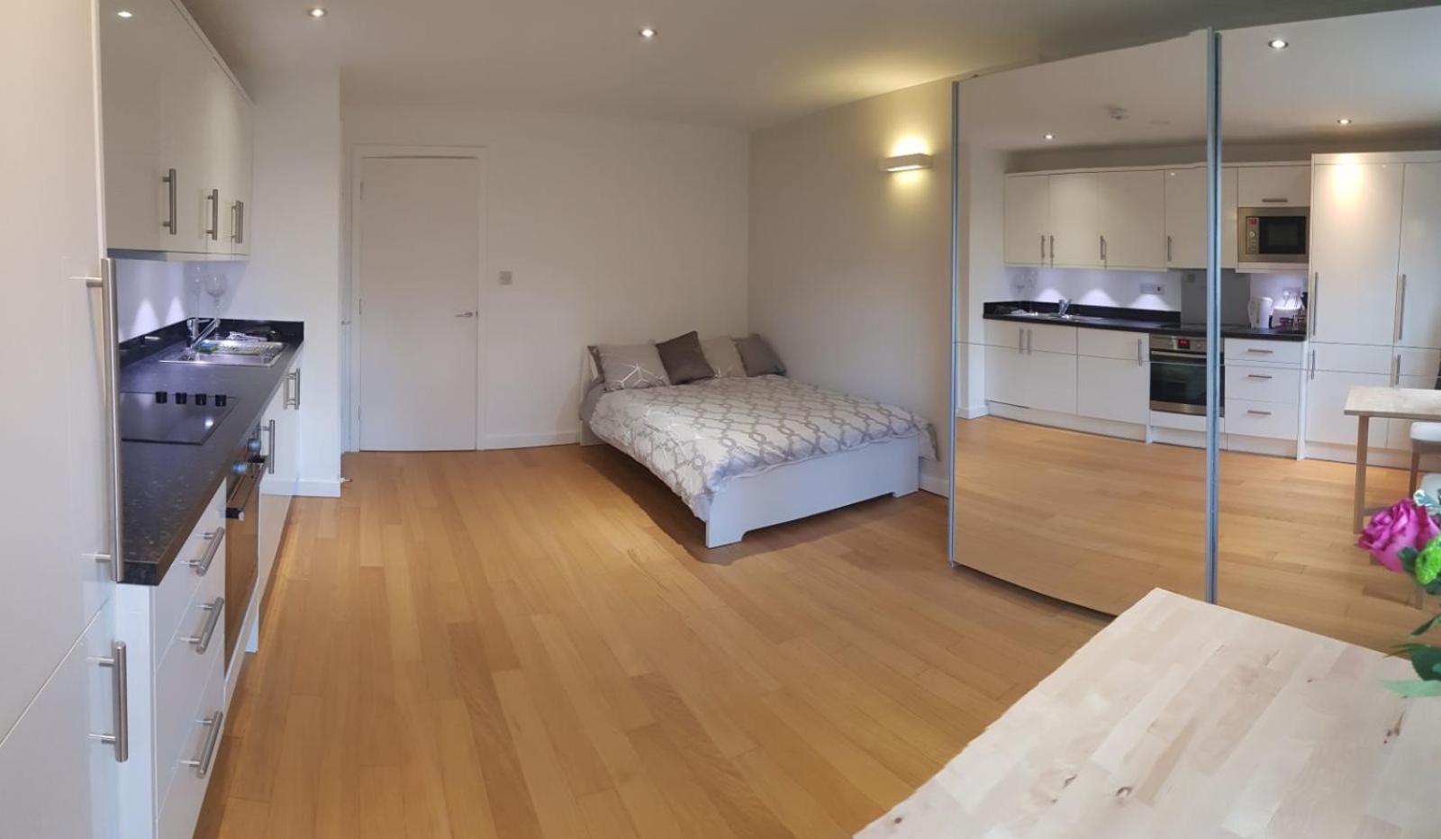 Beautiful Located In West Kensington Fulham Chelsea Appartamento