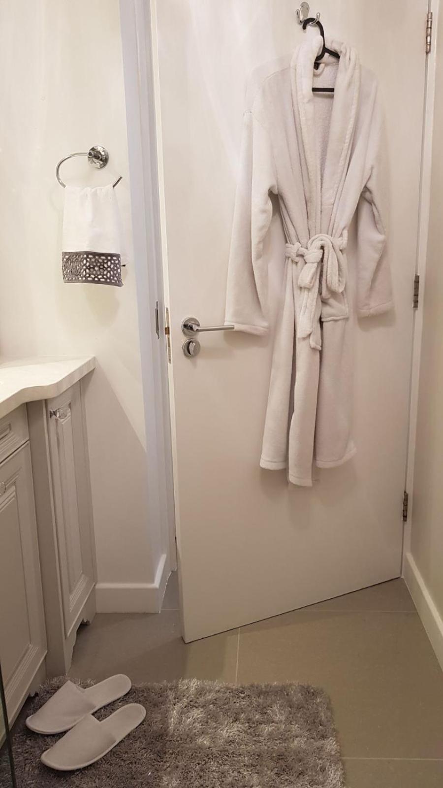 Beautiful Located In West Kensington Fulham Chelsea Appartamento